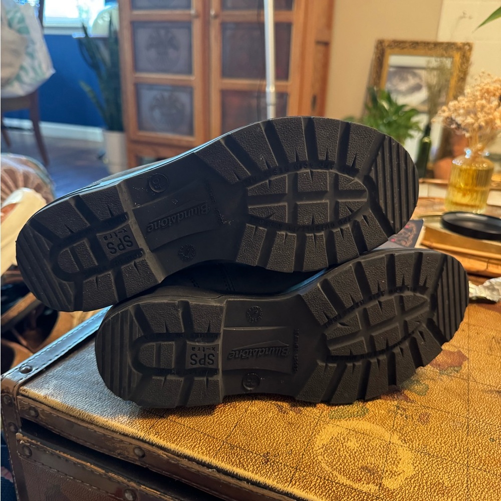 Blundstone Charcoal Leather Boots - Picture 4 of 7